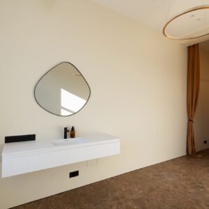 SALONS | KABINETS (2 TELPAS)